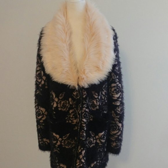 Black Rivet Black/Blush Rose Cardigan - Small NWT - Picture 2 of 8